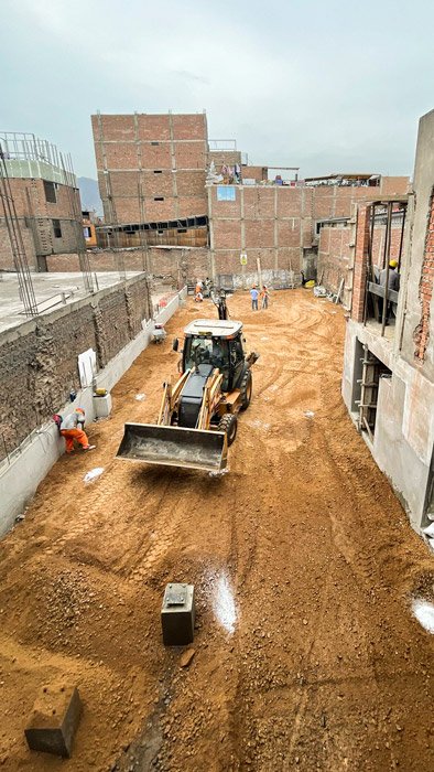 Diseño y construcción de plantas industriales y almacenes